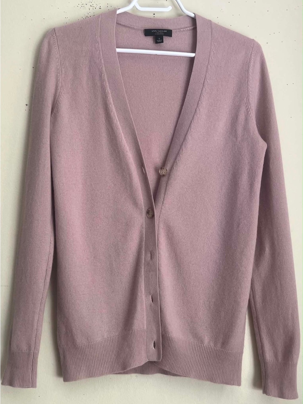 Ann Taylor Blush Pink V-Neck Button Front Cardigan